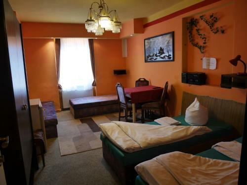 Hostal Pension Lada