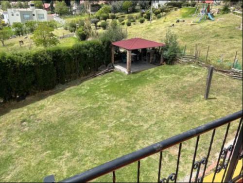 Private Lake View Cottage With Bbq Yard In Paipa
