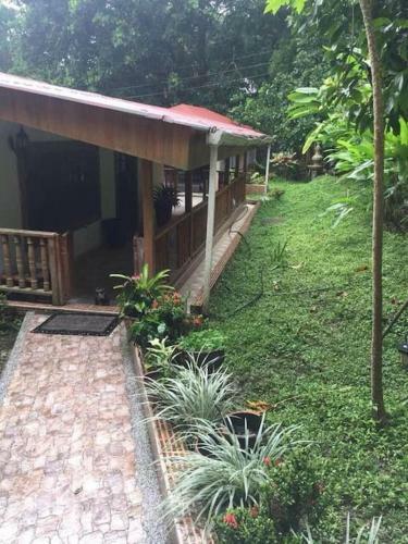 Caba�a Con Piscina En Minca