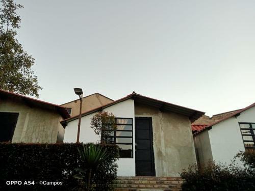 Hostal Casa Bahareque Hospedaje