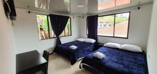 Hostal Alojamiento Blue Sky