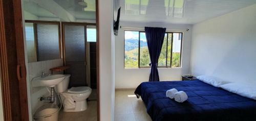 Hostal Alojamiento Blue Sky