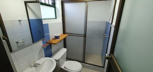 Hostal Alojamiento Blue Sky