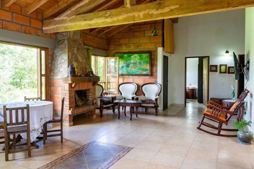 Finca Manantial, Tu Casa de Descanso En El Oriente