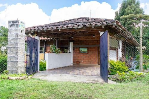 Finca Manantial, Tu Casa de Descanso En El Oriente