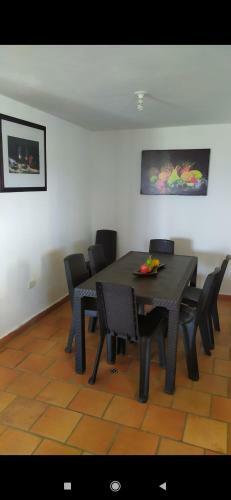 Casa De Campo El Laguito - Mesa De Los Santos