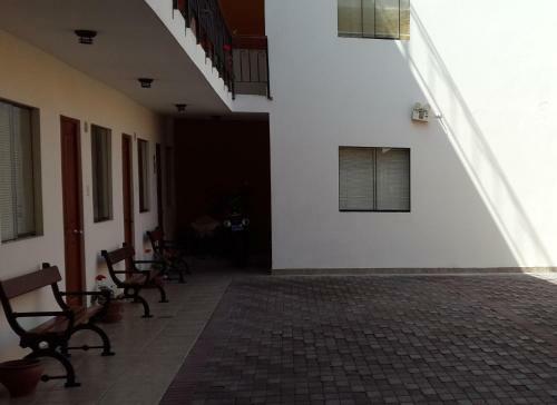 Albergue Hostal La Casona