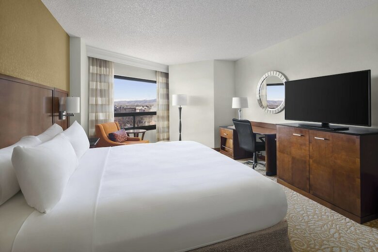 Hotel Fort Collins Marriott