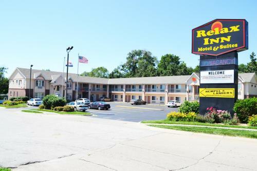 Relax Inn Motel And Suites Omaha
