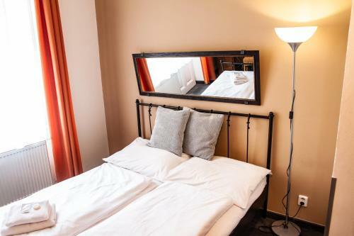 Hotel Sunflower