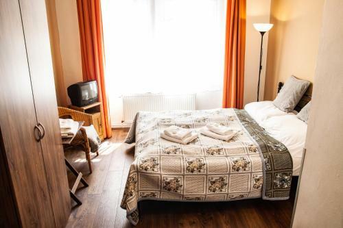 Hotel Sunflower