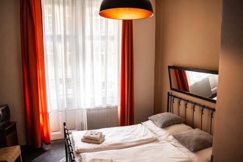 Hotel Sunflower