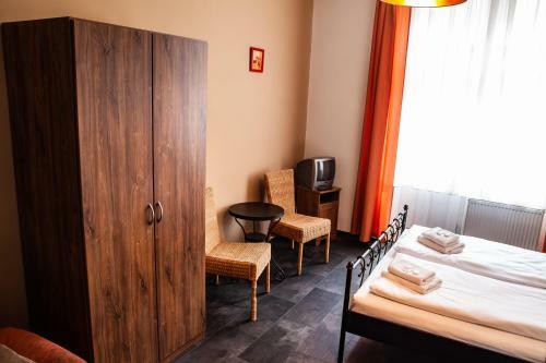 Hotel Sunflower