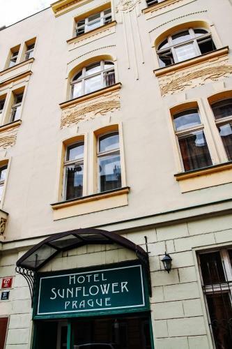Hotel Sunflower