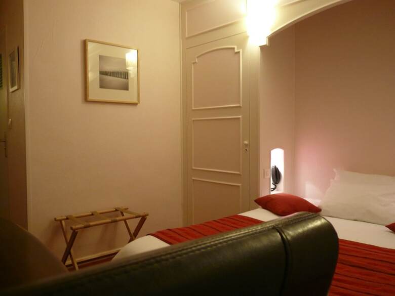 Hotel Du Crois�