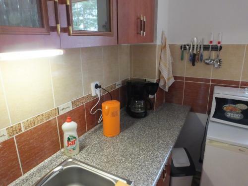 Hostal Apartm�n H+z