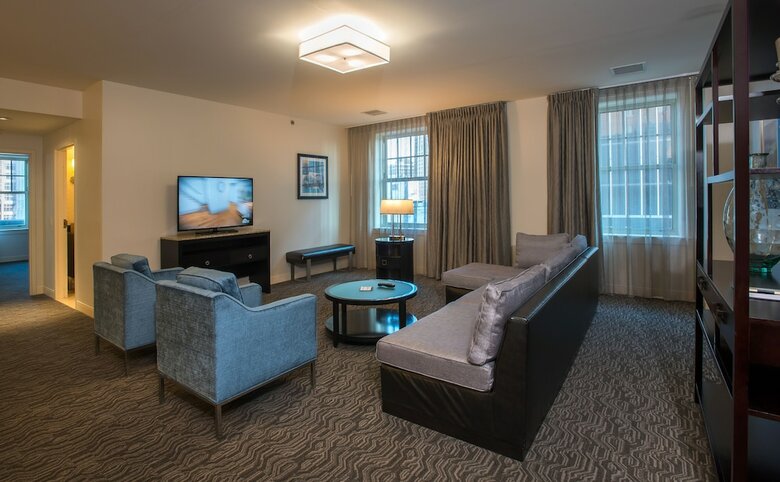 Hotel Doubletree Suites By Hilton Detroit Downtown - Fort Shelby