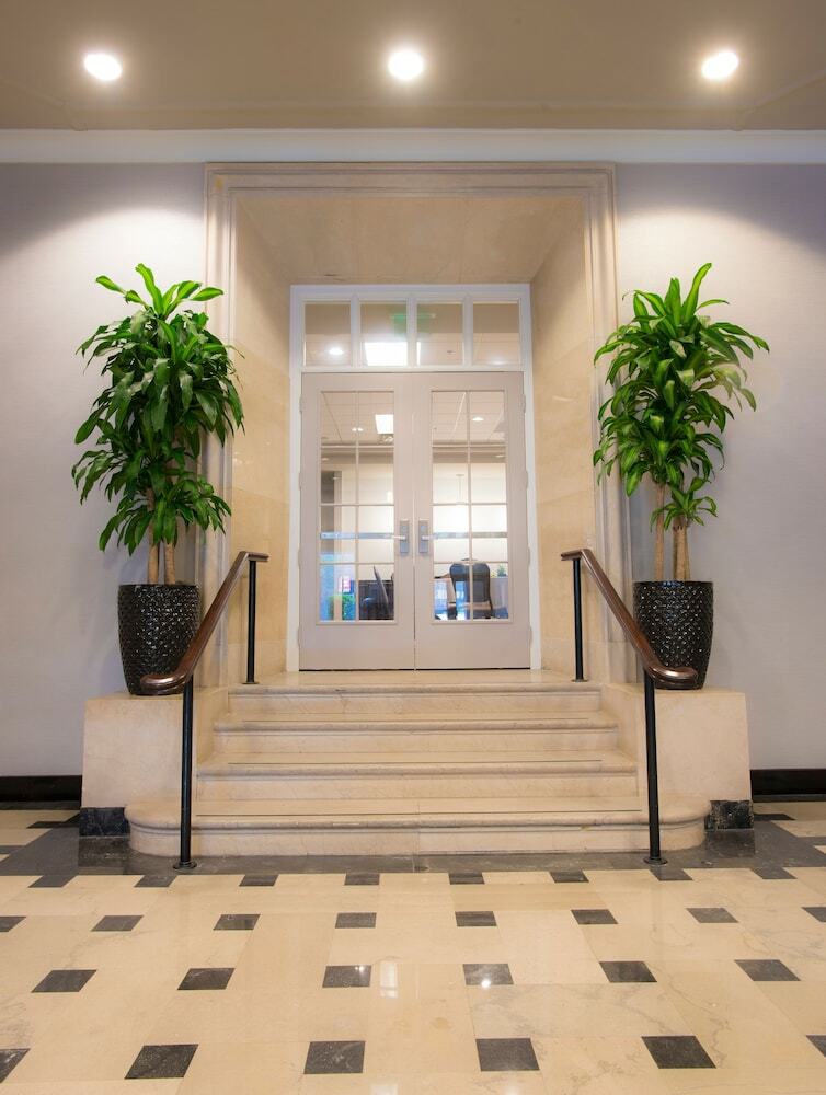 Hotel Doubletree Suites By Hilton Detroit Downtown - Fort Shelby