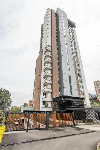 Apartamento 1101 El Poblado! Two Balconies & A Beautiful View