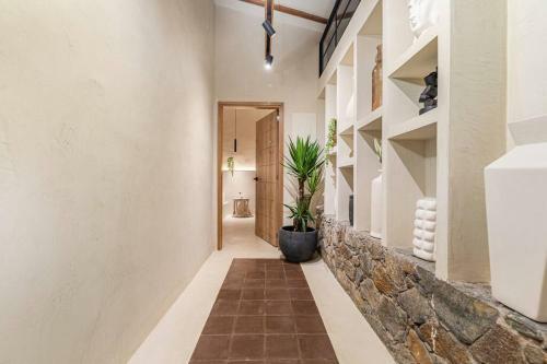 Villa Provenza 6 Bedroom House By Housy Host