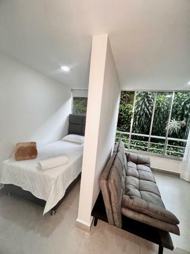 Apartamento Central En Altos Del Poblado Para Estancias Largas
