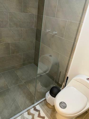 Apartasuite Moderna - En El Coraz�n Del Poblado Medell�n