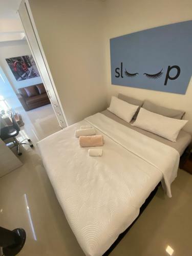 Apartasuite Moderna - En El Coraz�n Del Poblado Medell�n