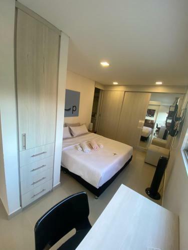 Apartasuite Moderna - En El Coraz�n Del Poblado Medell�n