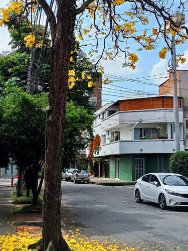 Apartamento Independiente Con Terraza En Bel�n Cerca A Laureles