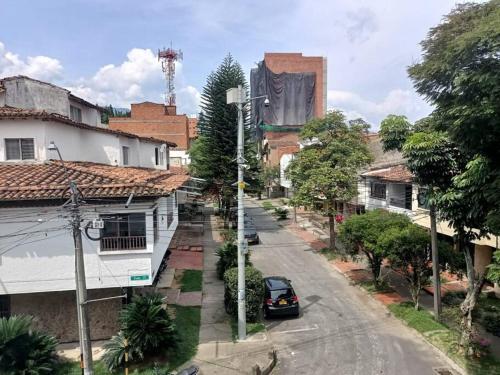 Apartamento Independiente Con Terraza En Bel�n Cerca A Laureles