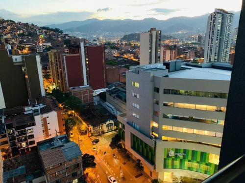 Apartamento Beautiful Top Floor Studio In Downtown Medellin