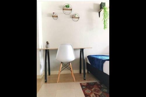 Apartamento Poblado Primer Piso Ed Villada 173 (Sje)
