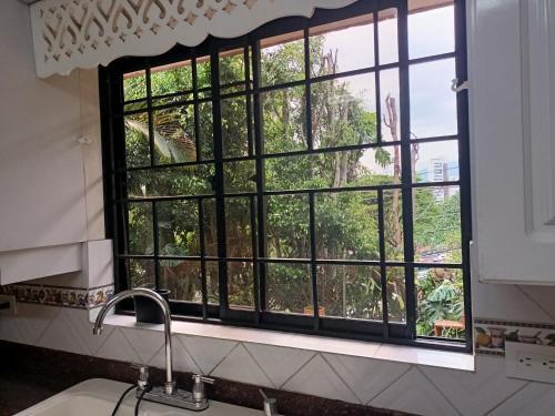 Casa Campestre Con Terraza Para 10 - San Lucas - El Poblado