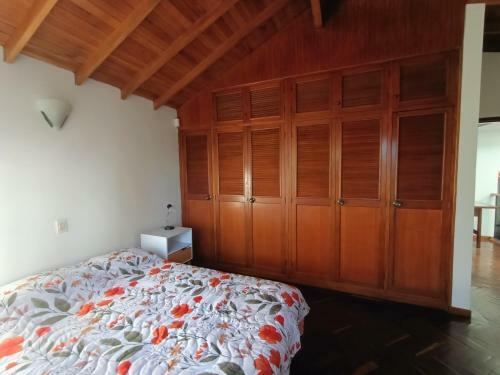 Casa Campestre Con Terraza Para 10 - San Lucas - El Poblado
