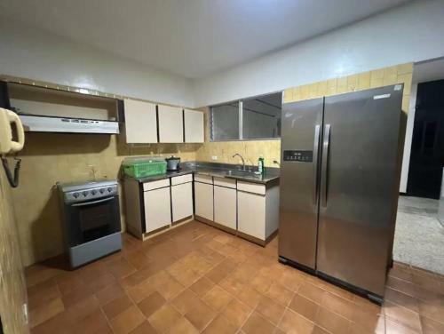 Casa Grande, C�moda, Sin Ruidos Y Cerca Al Metro