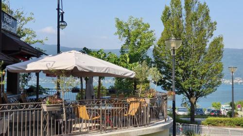 Hotel H�tel Restaurant La Villa Du Lac