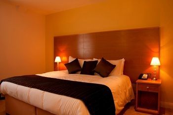 George Albert Hotel