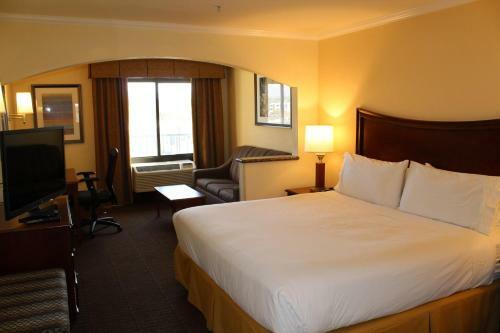 Holiday Inn Express Hotel & Suites Tucson Mall