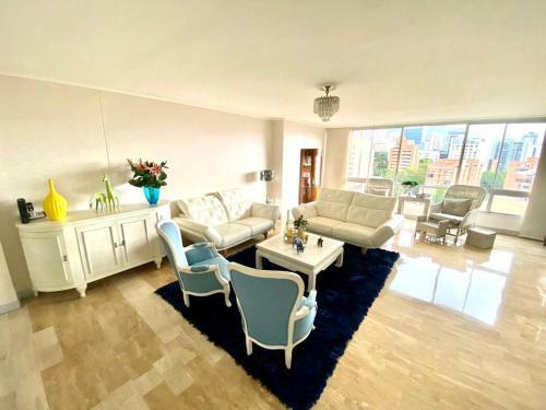 Agradable Apartamento En Milla De Oro