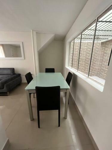 Apartamento Traditional Roomy House