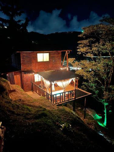 Bamboo Lodge, Vista Privilegiada A Las Monta�as