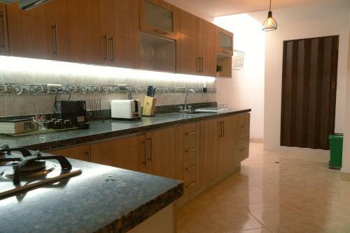 Casa En Laureles Cerca A Restaurantes Y M�s