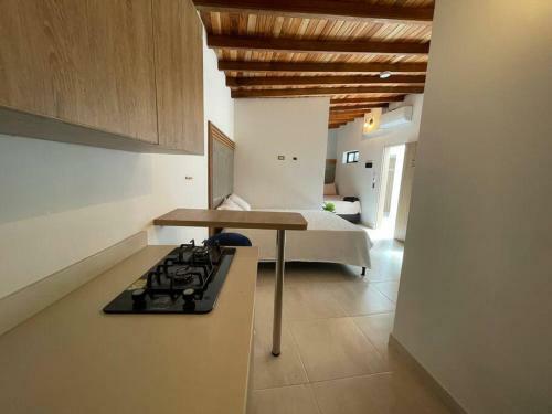 Aparta Estudio Laureles 305