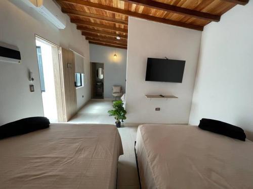 Aparta Estudio Laureles 305