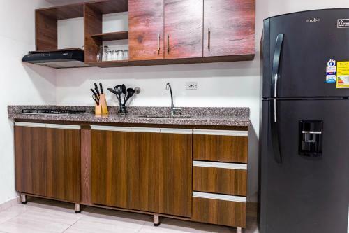 C�modos Apartamentos Cerca Al Metro De Medell�n