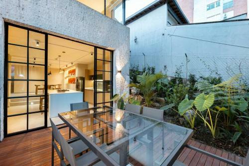 Casa Penta Top Notch Villa