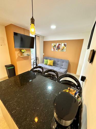 702 Apartamento Laureles Cerca A La 70 Y Estadio