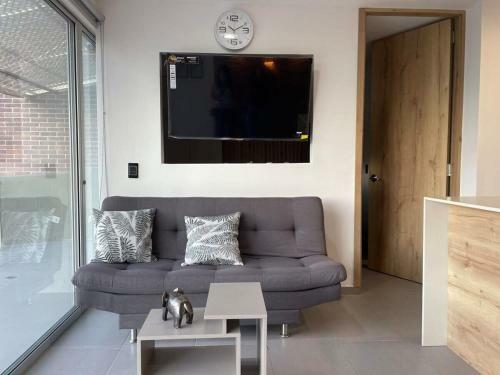 Prime Location Apartaloft Close To El Tesoro Mall
