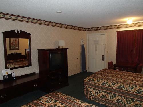 Motel Super 8 By Wyndham Dallas South