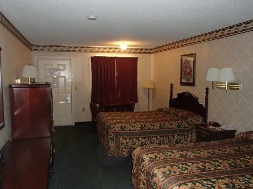 Motel Super 8 By Wyndham Dallas South